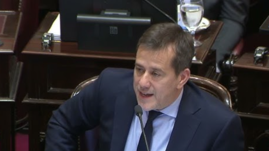 Mariano Recalde, sobre el aumento a senadores: "Fue una iniciativa de la misma vicepresidenta"