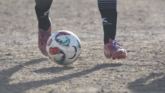 Un jugador hirió a otro con un cuchillo en un partido de la Liga Santafesina