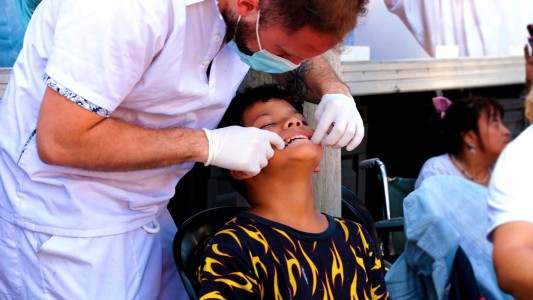 Servicios gratuitos de salud: frente a la gran demanda, "UBA en acción" suma el horario vespertino