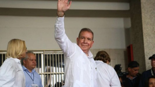 El candidato opositor venezolano Edmundo González llegó a España tras pedir asilo político