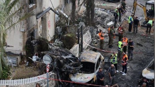 Máxima tensión en Medio Oriente: Hezbollah dispara más de 110 cohetes sobre Israel