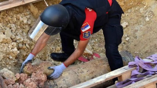 Neutralizan una bomba de la Primera Guerra Mundial en Serbia