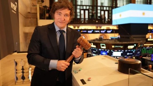 Milei en Nueva York: toca la campana en Wall Street y visita a Elon Musk