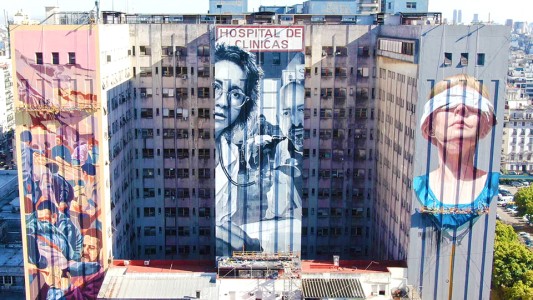 Abrazo simbólico al Hospital de Clínicas en demanda de presupuesto para insumos