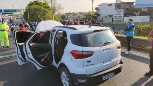 Persecución y demoras en la autopista 25 de Mayo: tres detenidos