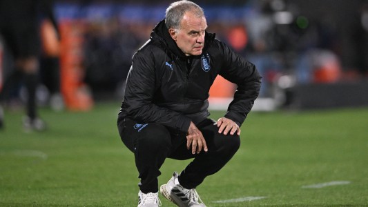 Bielsa y un futuro incierto en Uruguay: admitió que su autoridad "quedó afectada"