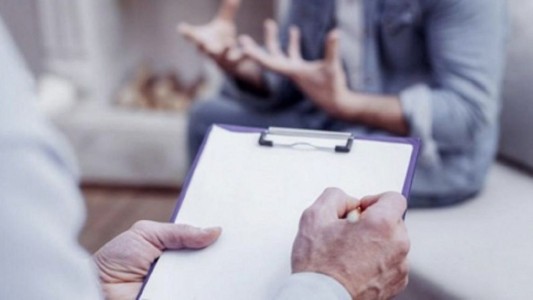 Prepagas anuncian nuevos aumentos para noviembre: trepan hasta el doble de la inflación