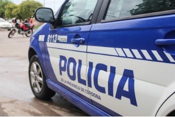 Vio que le incendiaban su auto, fue apagarlo y la asesinaron de tres tiros en Córdoba