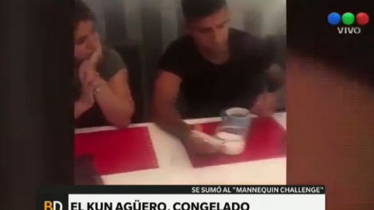 El "Mannequin Challenge" del Kun Agüero y su familia