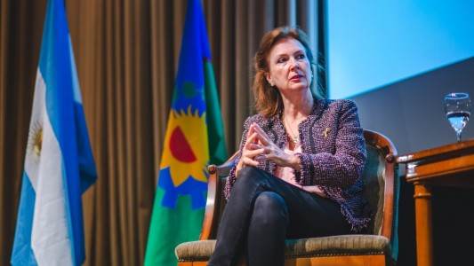 Mondino rompió el silencio tras su salida: "Acompañaré desde el lugar que sea"