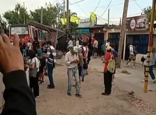 Un colectivo fuera de control atropelló a 4 peatones en Moreno