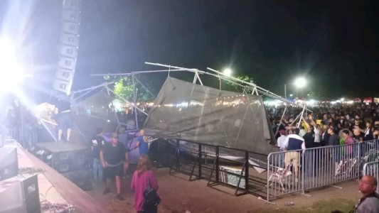 Horror en la Fiesta Nacional de la Música en Santa Fe: una mujer murió tras el derrumbe de un escenario debido a los fuertes vientos