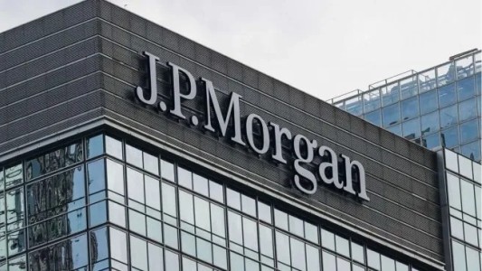 Para J.P. Morgan, la recesión de la economía argentina ya "terminó"
