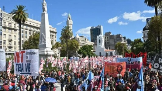 Las dos CTA realizan un paro y movilización a Plaza de Mayo