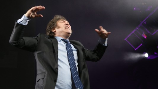 Milei destacó a varios funcionarios y enumeró los hitos de gestión, pero no nombró a Villarruel