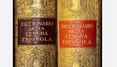 La RAE habilita 4.000 novedades y el uso de “frapé”, “rapear”, “espóiler” y “zona de confort”