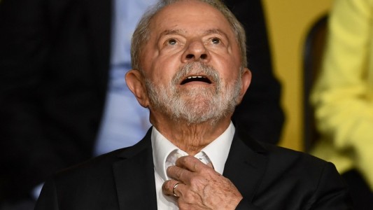 Lula superó "con éxito" una nueva intervención médica