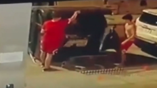 Así iniciaron el fuego intencional en Parque Chas: seis heridos