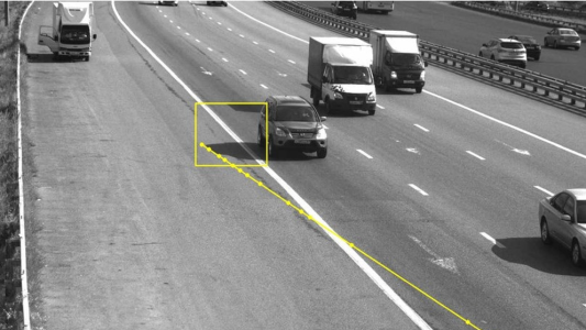 Multaron a un conductor porque la sombra de su auto estaba en infracción