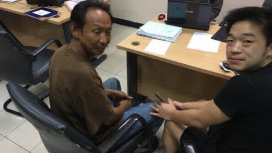 Vivía en la calle, encontró una billetera repleta de dinero, la devolvió y le cambiaron la vida