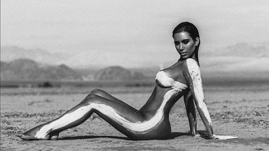 Kim Kardashian se hartó de las críticas por su cuerpo y le respondió furiosa a una seguidora