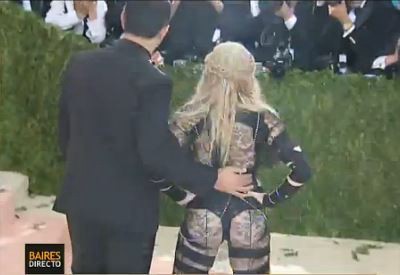 Madonna sorprendió en la gala del MET