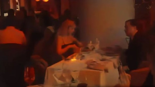 Con custodia del Estado, Fabiola Yañez pasó Año Nuevo con su nueva pareja en un lujoso restaurante de Madrid