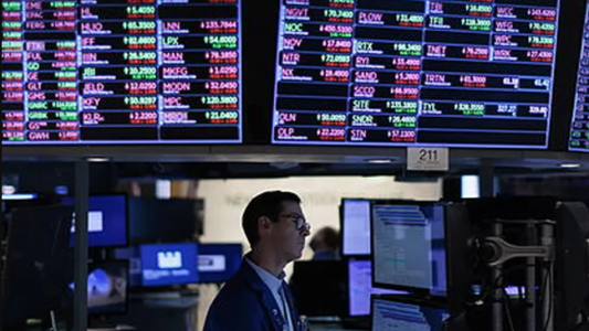 Desde Economía aclaran que el Riesgo País a 454 puntos es un error