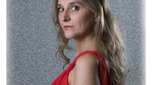 Llega al teatro una obra para reflexionar sobre las familias hiperconectadas