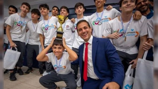 El Porvenir denunció al intendente de Lanús por “actos arbitrarios, discriminatorios y de abuso de poder”