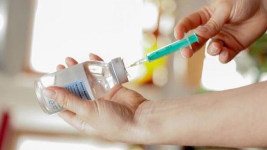 China administra primera dosis de vacuna contra VPH para hombres