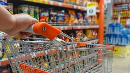 Inflación: se conoce el dato oficial de diciembre y el año habría terminado casi 100 puntos por debajo del 2023
