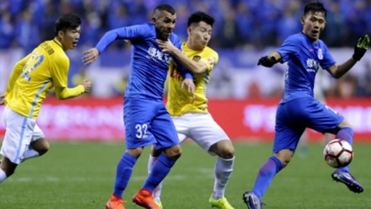 Tevez debutó en la Superliga de China con un gol y dos asistencias