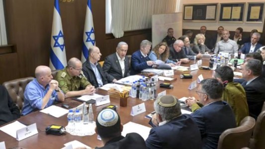 El gabinete de seguridad de Israel aprobó el acuerdo de cese al fuego en Gaza a cambio de rehenes