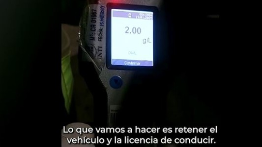 Bariloche: circulaba alcoholizado, quiso evitar un control y se quedó sin el auto