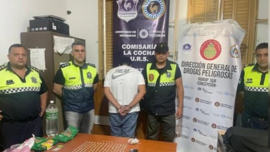 Insólito: Intentó ingresar drogas a la Comisaría y quedó detenido