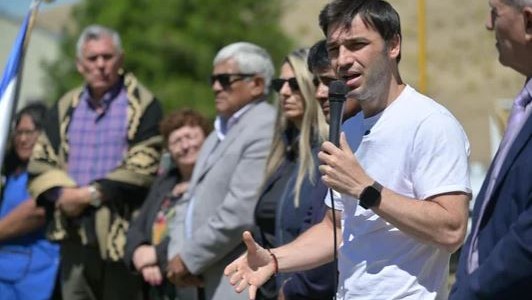 Chubut inauguró el ciclo lectivo 2025 y busca garantizar 190 días de clases