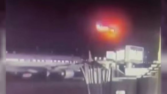 El audio de los pilotos del helicóptero y la torre de control durante el impacto con el avión de American Airlines