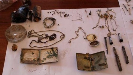 Hallaron un tesoro escondido gracias a un mapa que les dejó su abuelo