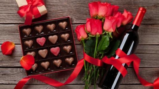 Día de los enamorados: proyectan que el gasto promedio estará cerca de los $35.600