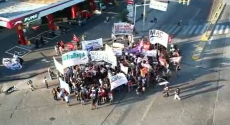 General Pacheco: trabajadores reclaman por despidos en una empresa de gases industriales