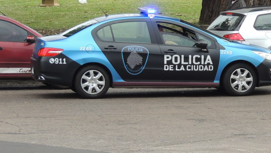 Balearon a una mujer en intento de robo en Recoleta y preocupa la ola de inseguridad en ese barrio