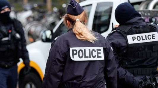 Un bebé recién nacido murió tras ser arrojado desde la ventana de un hotel en París