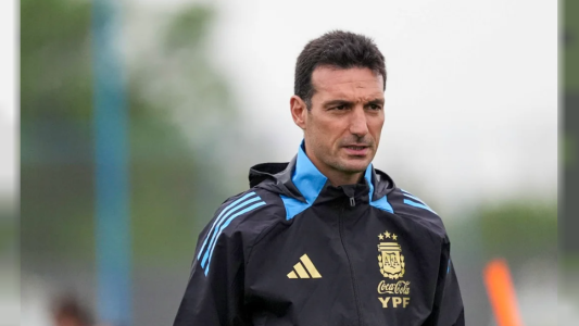 Selección Argentina: con algunas sorpresas, Scaloni confirmó la lista previa para los clásicos en Eliminatorias