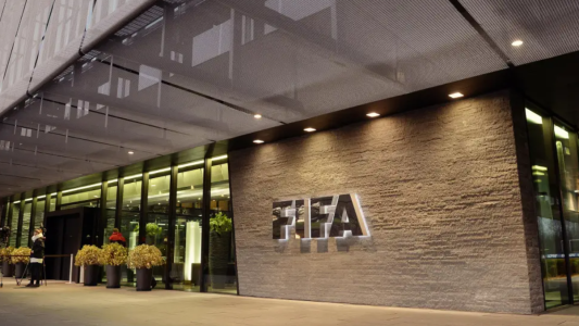 La FIFA confirmó que cinco equipos argentinos están inhibidos