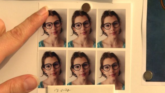 Una profesora, juzgada por acoso tras el suicidio de una alumna