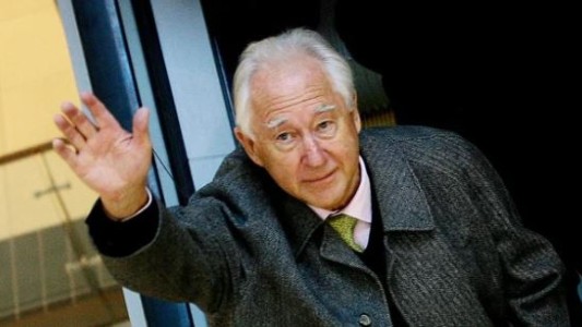 Murió el fundador de una de las principales cadenas de supermercados de la Argentina y tercer hombre más rico de Chile