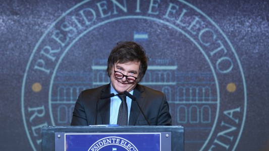 Javier Milei amplió por DNU el presupuesto de la SIDE en $7.366 millones con más fondos para gastos reservados