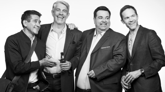 "Druk", una comedia sobre la crisis de los 50 y el riesgo de perder