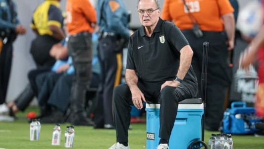Uruguay en crisis: Marcelo Bielsa desafectó a varios jugadores y crece la tensión en el plantel